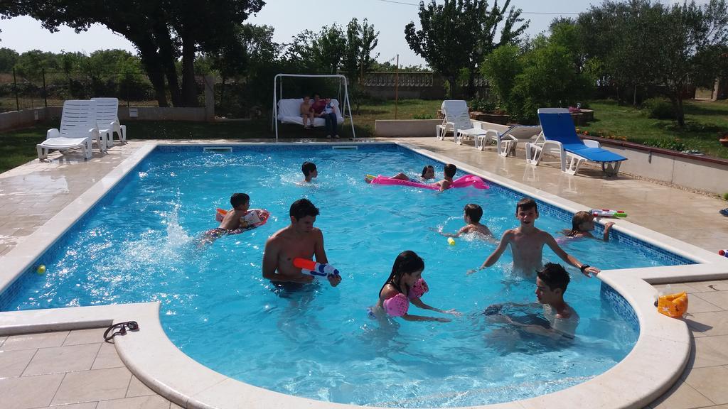 Kaja House Apartments Lozovac Kültér fotó