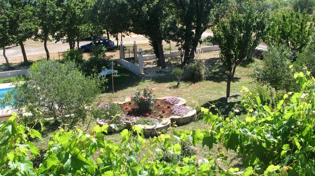 Kaja House Apartments Lozovac Kültér fotó