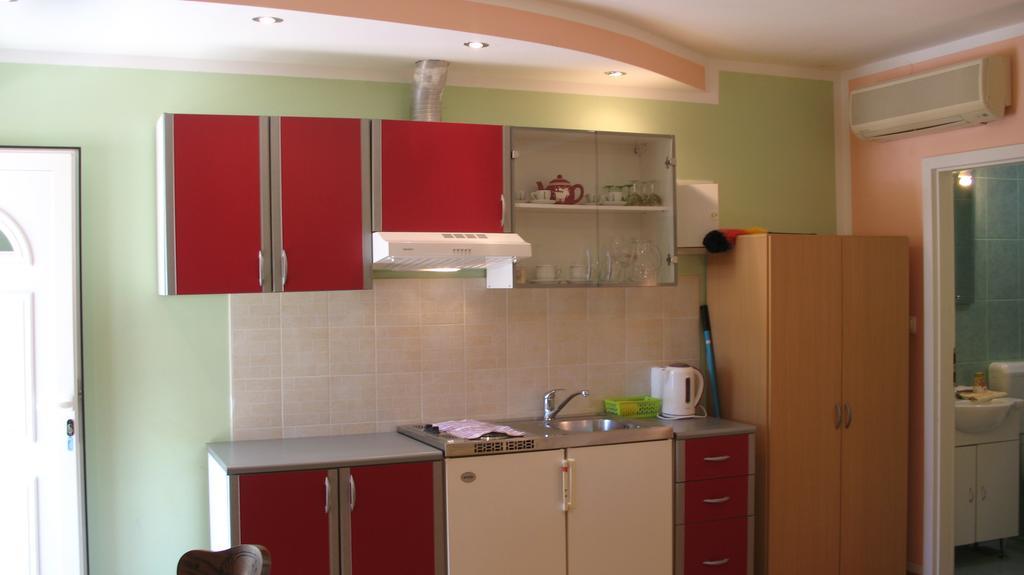 Kaja House Apartments Lozovac Kültér fotó