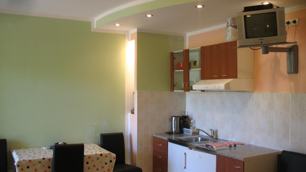 Kaja House Apartments Lozovac Kültér fotó