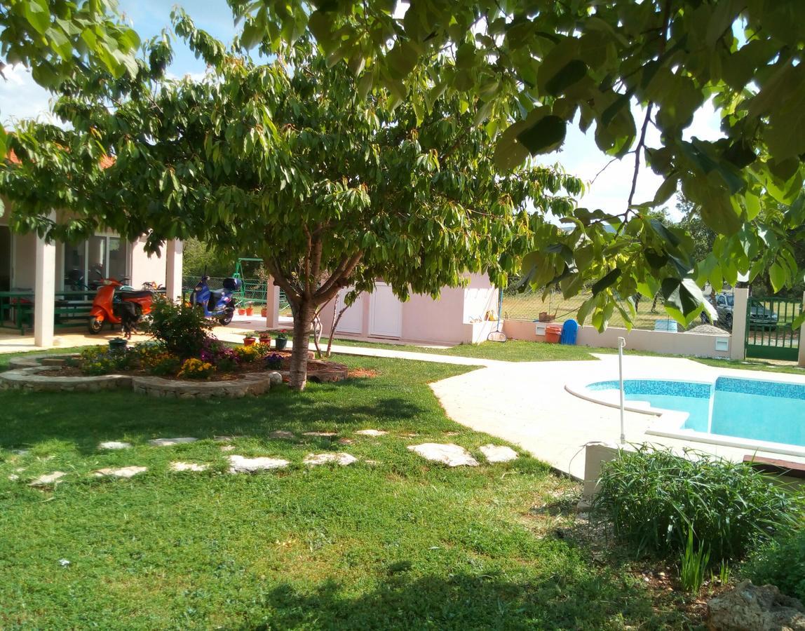 Kaja House Apartments Lozovac Kültér fotó