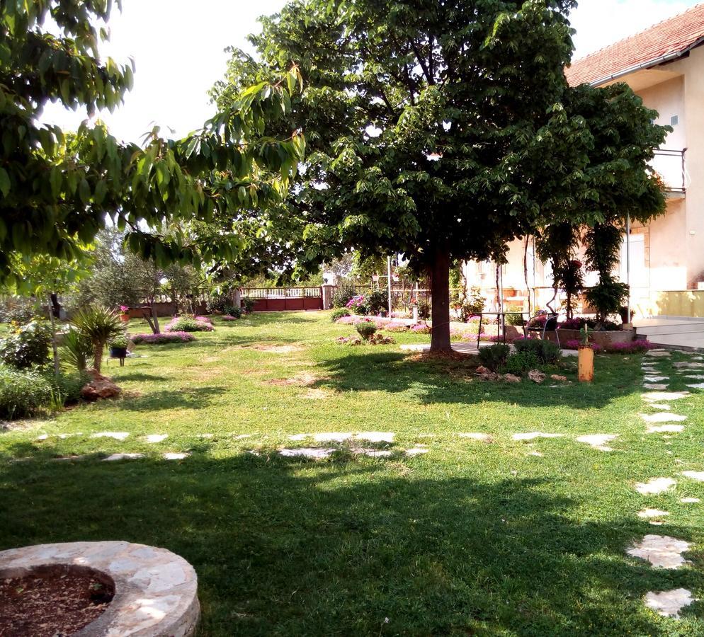 Kaja House Apartments Lozovac Kültér fotó